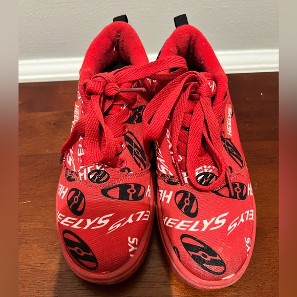 Heelys size 3 - Picture 2 of 4